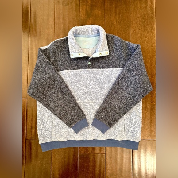 Outdoor Voices MegaFleece Snap Pullover Sweater - Picture 4 of 6